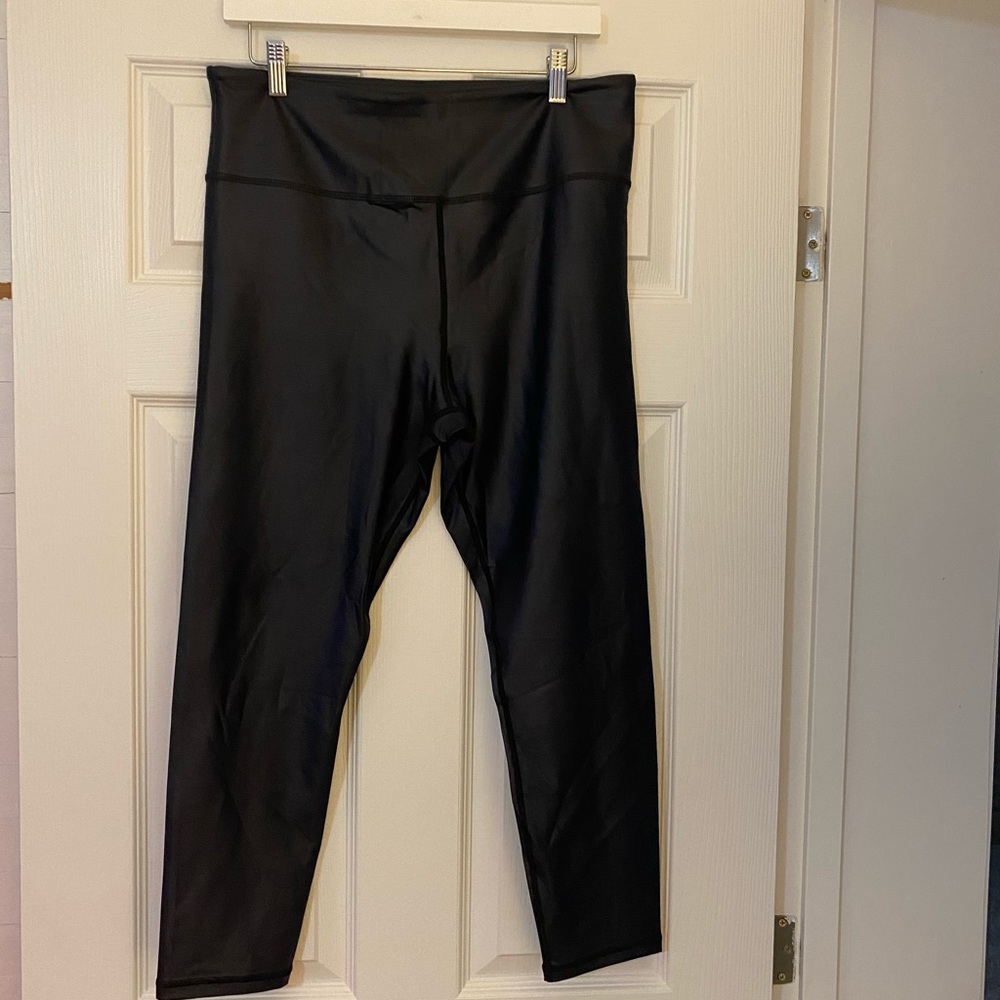 Zyia Leggings